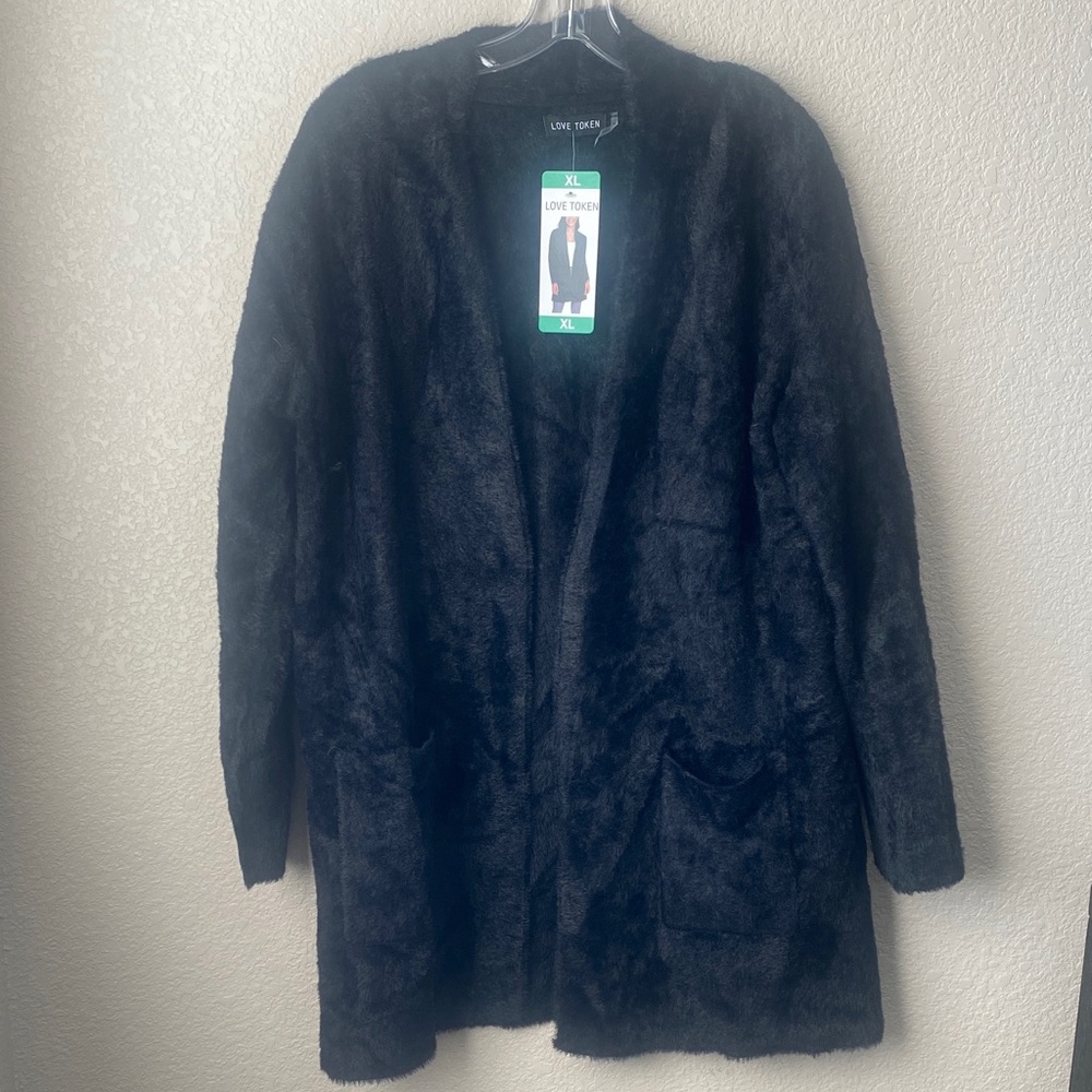 Love Token Sweaters Love Token Fuzzy Cardigan - Black /XL